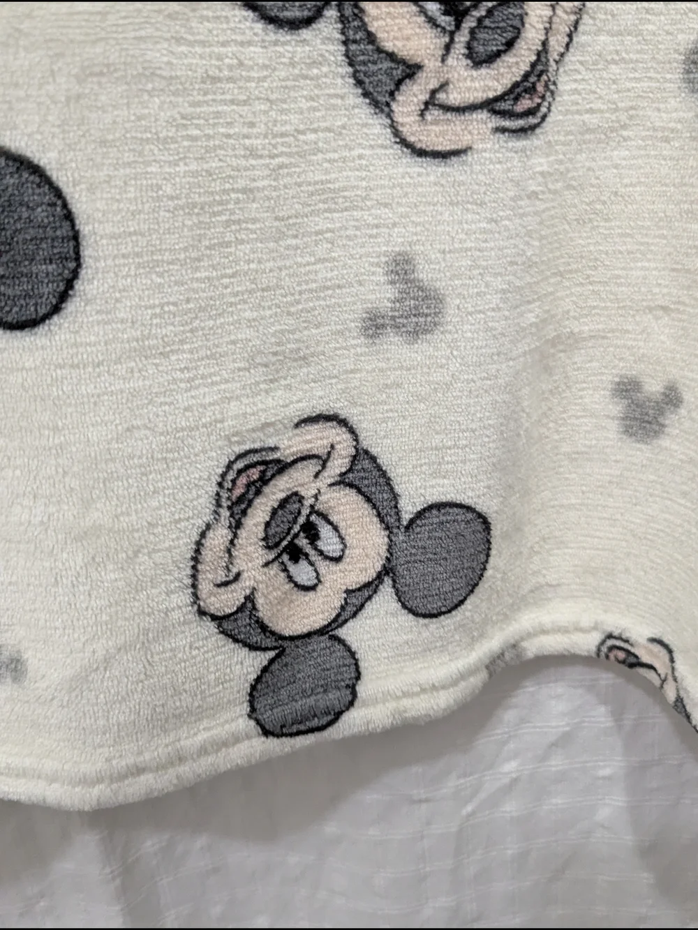 Disney Mickey Mouse Cream Baby Blanket Disney Baby Super Soft Clean